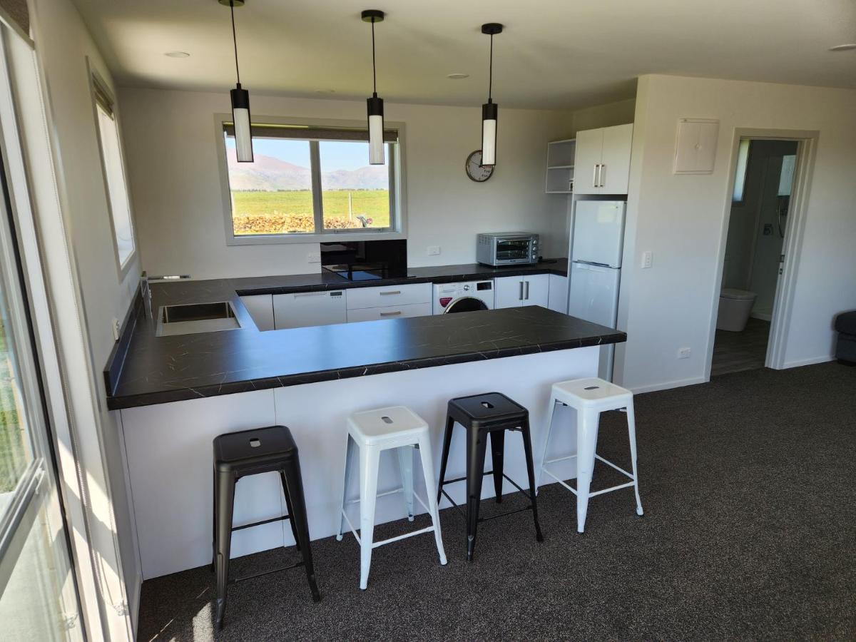 Glen View Escape Apartment Twizel Exterior photo
